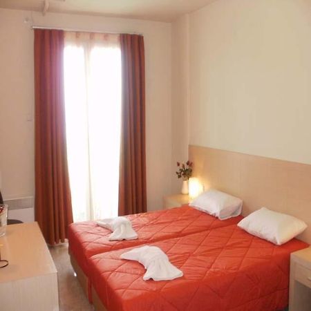 Amfitrion Hotel Agios Konstantinos  Exterior photo